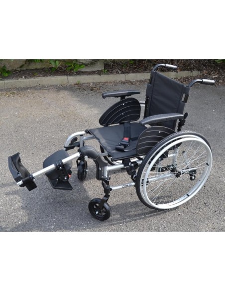 ICON 30 Self Propel Wheelchair with elevating legrest