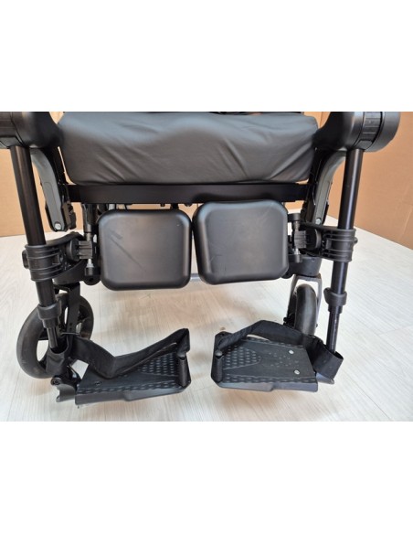 Refurbished Invacare Rea Azalea Tilt in Space Wheelchair from ENdynamics