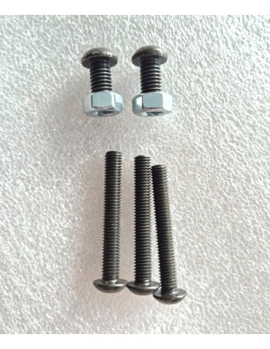 Screw Kit to secure skirt guard and arm pad on the Invacare Action Range