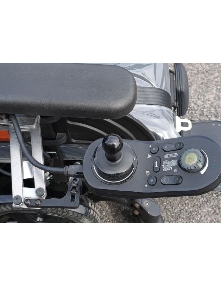 Invacare TDX SP2 Powerchair, refurbished with swingaway LiNX controller