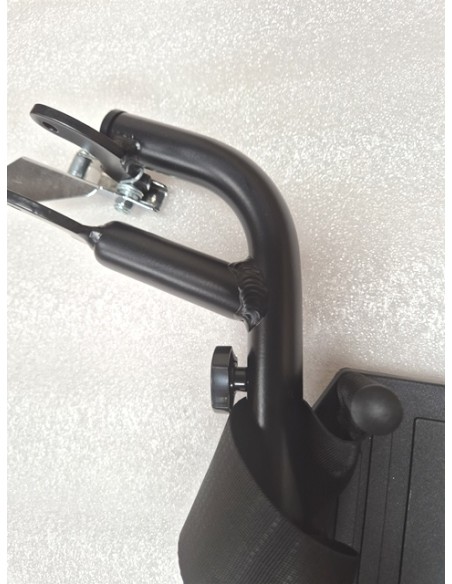Footrest replacement set for Aktiv X2 Wheelchairs Black