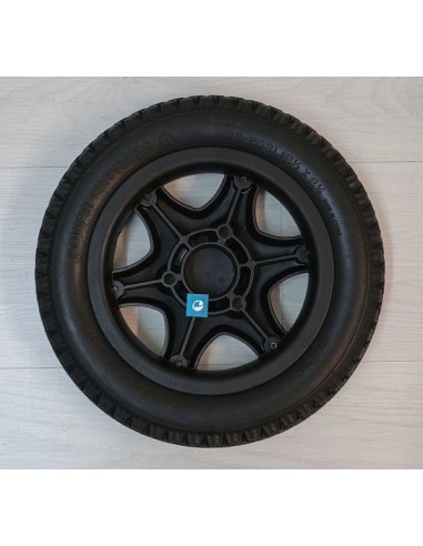 Q300 M Drive Wheel 12.5" with knobbly tyre new back