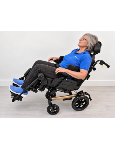 Invacare Rea Clematis Pro Tilt in Space Wheelchair