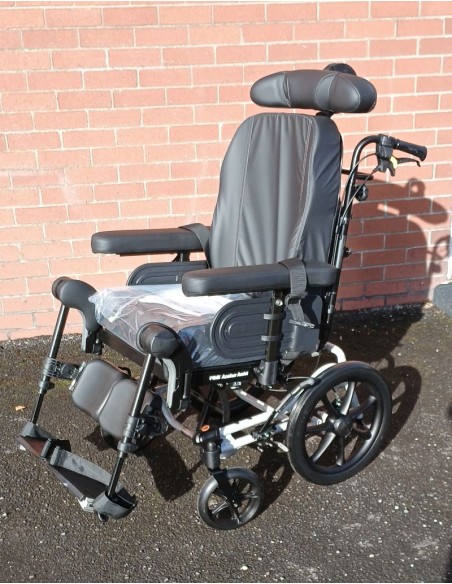 Invacare Rea Azalea Tilt in Space Demonstrator