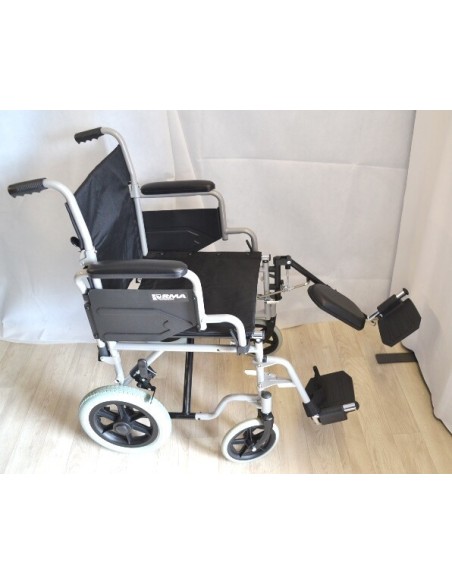 Transit Wheelchair with Elevating Legrest