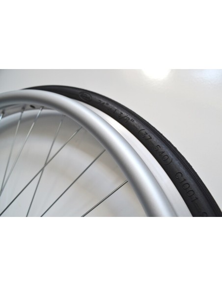 24" Solid Rear Wheel Black Tyre